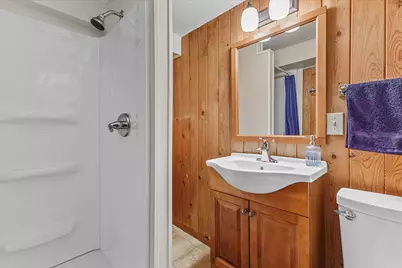 11825 W Elmhurst Pkwy, Wauwatosa, WI 53226 - Photo 27