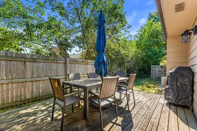 11825 W Elmhurst Pkwy, Wauwatosa, WI 53226 - Photo 31