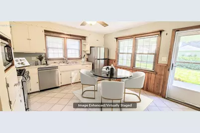 9715 W Wisconsin Ave, Wauwatosa, WI 53226 - Photo 15