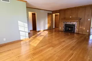 9715 W Wisconsin Ave, Wauwatosa, WI 53226 - Photo 5