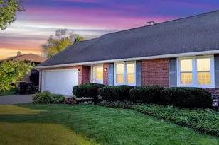 9715 W Wisconsin Ave, Wauwatosa, WI 53226 - Photo 1