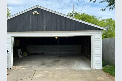 4454 S 1st St, Milwaukee, WI 53207 - Photo 23