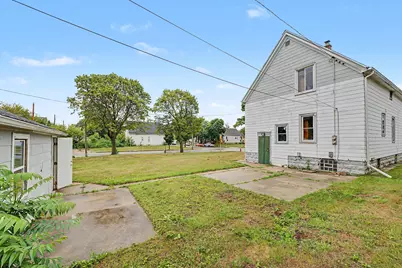 2910 N 17th St, Milwaukee, WI 53206 - Photo 25