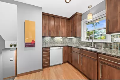 10336 W Park Ridge Ave, Wauwatosa, WI 53222 - Photo 11