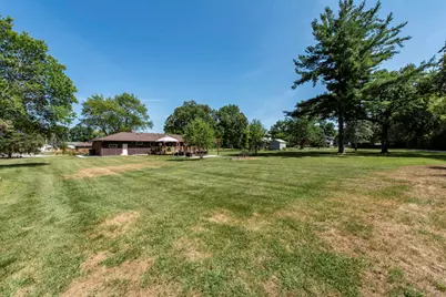 895  School St, Salem Lakes, WI 53170 - Photo 31