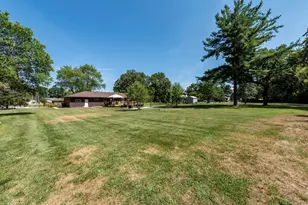 895 School St, Salem Lakes, WI 53170 - Photo 31