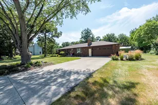 895 School St, Salem Lakes, WI 53170 - Photo 33