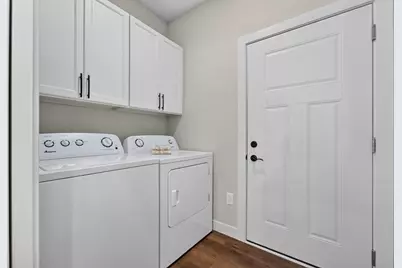 5315  Emstan Hills Rd, Racine, WI 53405 - Photo 15