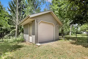 6497 Sky Ct, West Bend, WI 53095 - Photo 21