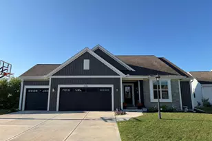 N174W20564 Laurel Springs Cir, Jackson, WI 53037 - Photo 1