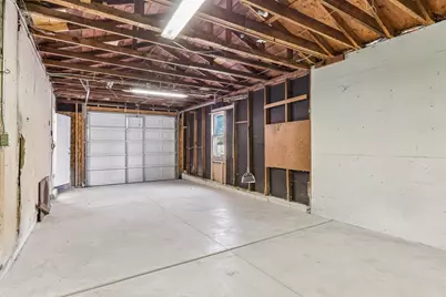 9035 W Morgan Ave, Milwaukee, WI 53228 - Photo 27