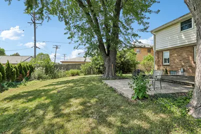 9035 W Morgan Ave, Milwaukee, WI 53228 - Photo 33