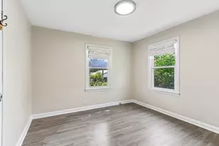 9035 W Morgan Ave, Milwaukee, WI 53228 - Photo 13