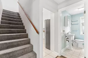 9035 W Morgan Ave, Milwaukee, WI 53228 - Photo 17