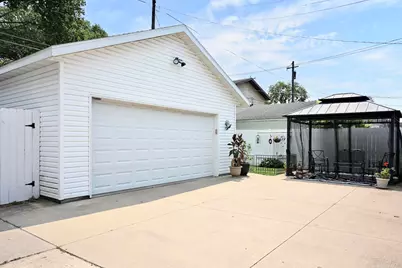 1217  East Ave, La Crosse, WI 54601 - Photo 23