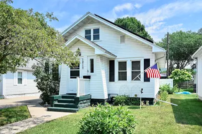1217  East Ave, La Crosse, WI 54601 - Photo 1