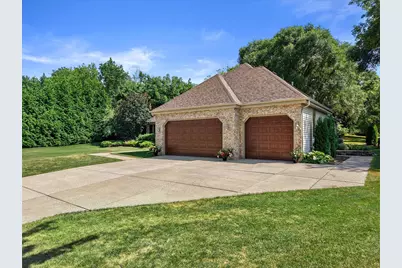 11221 W Drake Ln, Franklin, WI 53132 - Photo 31