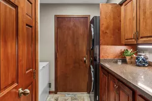 11221 W Drake Ln, Franklin, WI 53132 - Photo 41