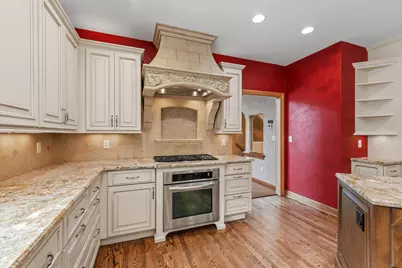 3230  Fordham Ct, Brookfield, WI 53005 - Photo 17