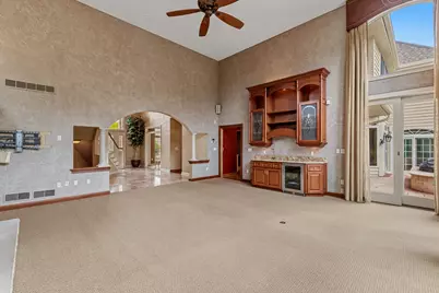 3230  Fordham Ct, Brookfield, WI 53005 - Photo 7