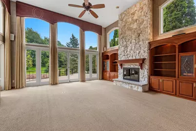3230  Fordham Ct, Brookfield, WI 53005 - Photo 5
