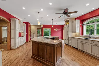 3230  Fordham Ct, Brookfield, WI 53005 - Photo 15