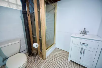 2419 S 81st St, West Allis, WI 53219 - Photo 33