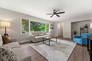 N61W23015 Silver Spring Dr, Sussex, WI 53089 - Photo 3