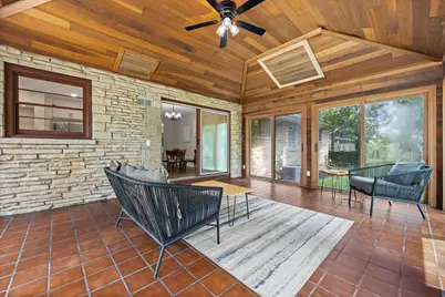 N61W23015  Silver Spring Dr, Sussex, WI 53089 - Photo 13