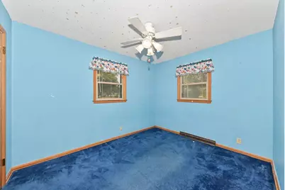 8651 W Crossfield Ave, Milwaukee, WI 53225 - Photo 13