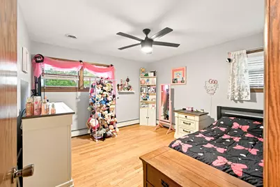 10400 W Pallottine Dr, Greenfield, WI 53228 - Photo 15