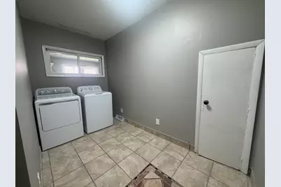4015  Washington Rd, Kenosha, WI 53144 - Photo 15