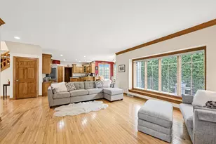 17155 Vanderbilt St, Brookfield, WI 53005 - Photo 9
