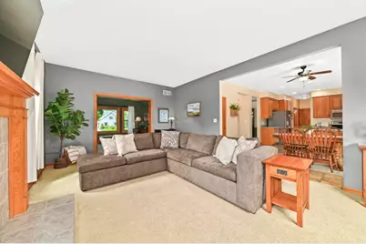 W151N10742  Preserve Pkwy, Germantown, WI 53022 - Photo 3