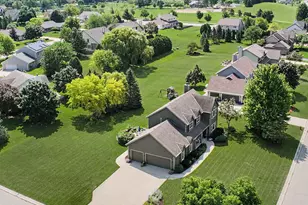 W151N10742 Preserve Pkwy, Germantown, WI 53022 - Photo 43