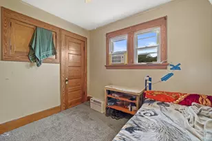 1225 S 35th St, Milwaukee, WI 53215 - Photo 5