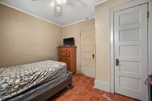 1225 S 35th St, Milwaukee, WI 53215 - Photo 13