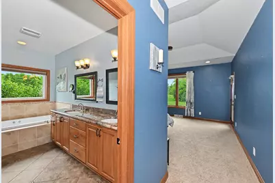 2635  Sunset Rd, Port Washington, WI 53074 - Photo 9