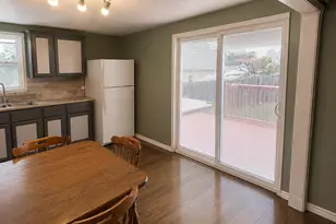 2143 Clark St, Racine, WI 53403 - Photo 11