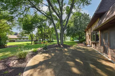 16015  Mark Dr, Brookfield, WI 53005 - Photo 43