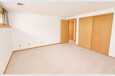 5915  Taylor Ave #1, Racine, WI 53403 - Photo 15