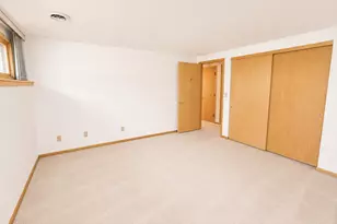 5915 Taylor Ave, Racine, WI 53403 - Photo 15