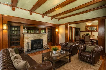 6789 N Elm Tree Rd, Glendale, WI 53217 - Photo 3
