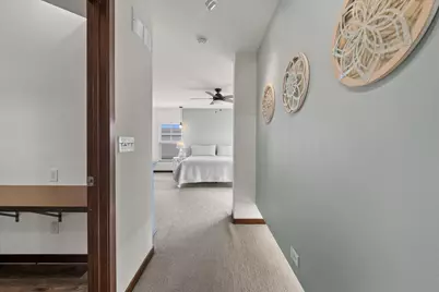 822  Skypark Dr, Hartford, WI 53027 - Photo 15