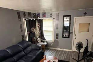 4572 N 37th St, Milwaukee, WI 53209 - Photo 5