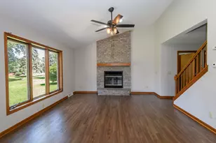 N58W23798 Hastings Ct, Sussex, WI 53089 - Photo 1