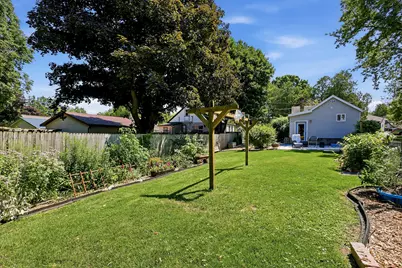 4316  Delta St, Manitowoc, WI 54220 - Photo 19
