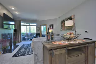 N74W13737 Appleton Ave, Menomonee Falls, WI 53051 - Photo 7