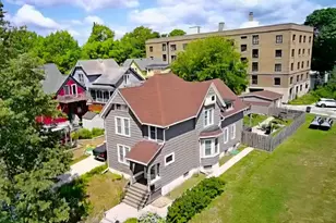 422 Niagara Ave, Sheboygan, WI 53081 - Photo 1
