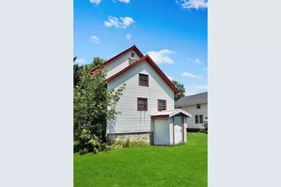 519  Hill St, Sparta, WI 54656 - Photo 9